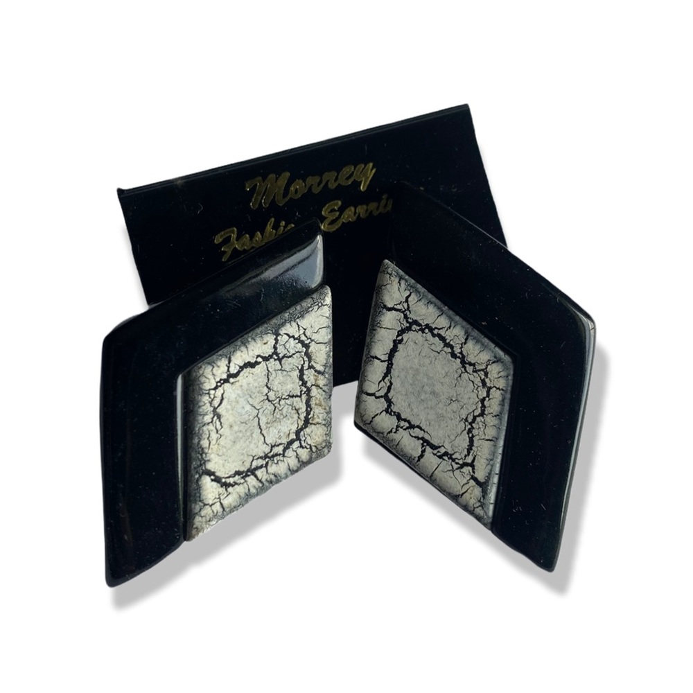80s diamond shaped stud earrings - Black plastic with white crackle paint